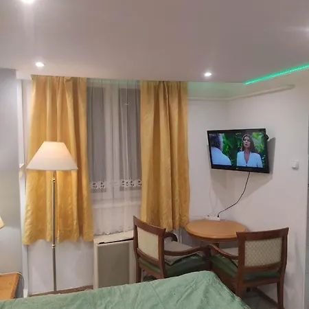 Pavai Vendeghaz بيت ضيافة